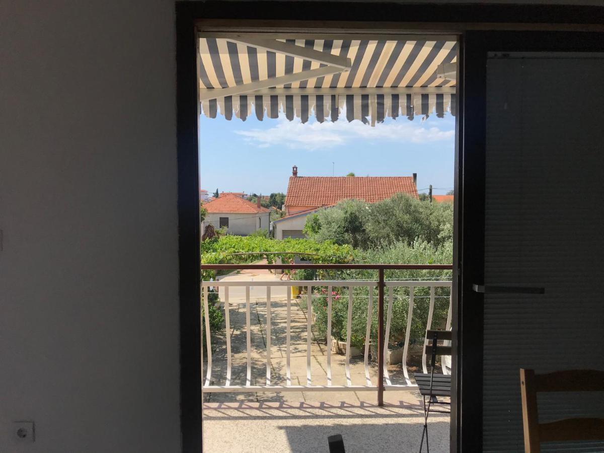 Apartmani Vilma Pakoštane Exteriér fotografie