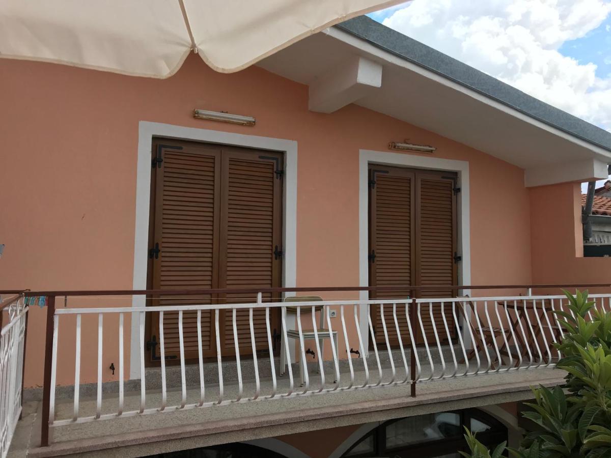 Apartmani Vilma Pakoštane Exteriér fotografie